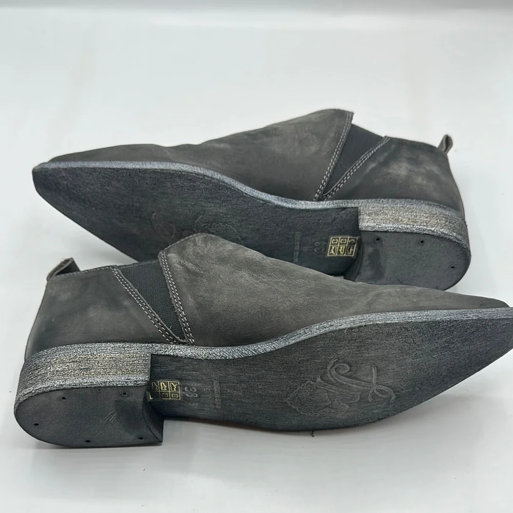 Free‎ People Sz 38 /US 7 1/2 Brixton Gray Leather Slip-On Shoes NEW